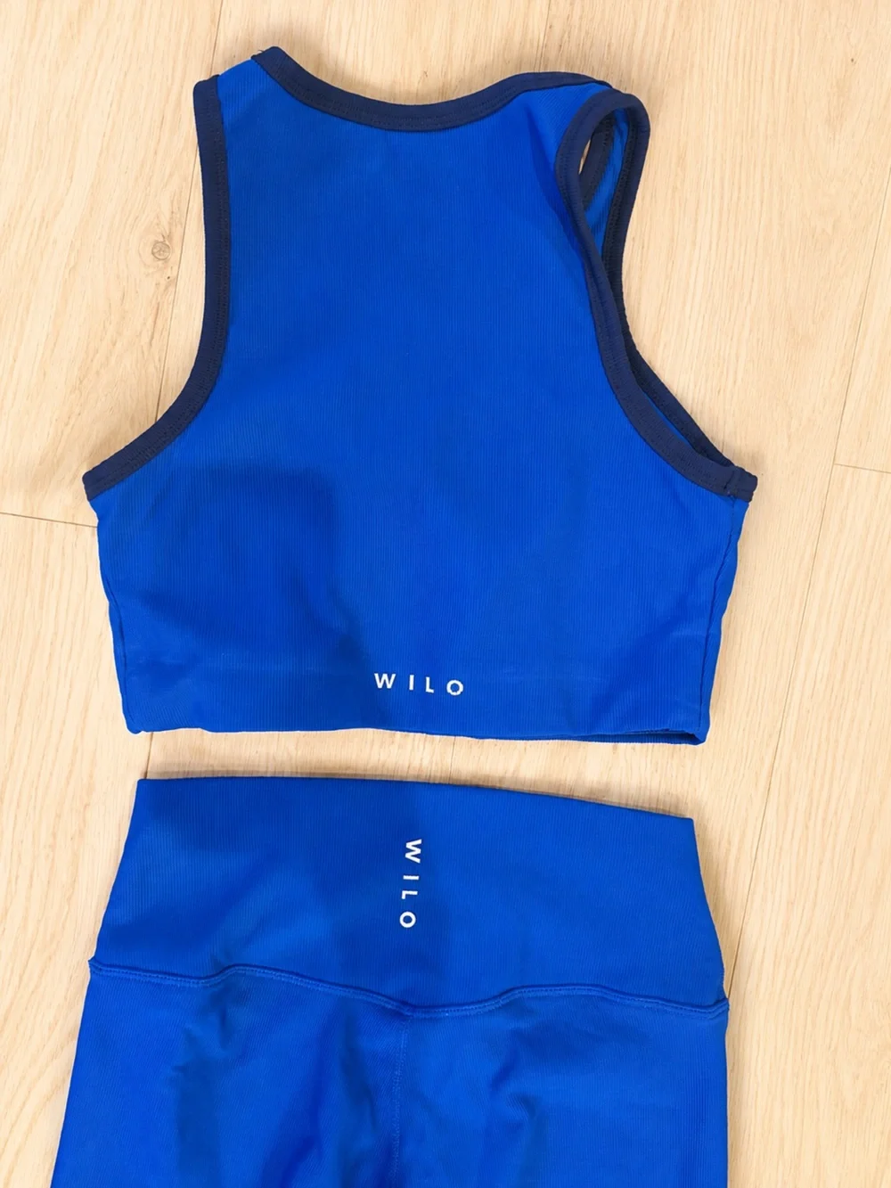 WILO Women's High-Rise Blue Performance Matching Set Leggings / Top